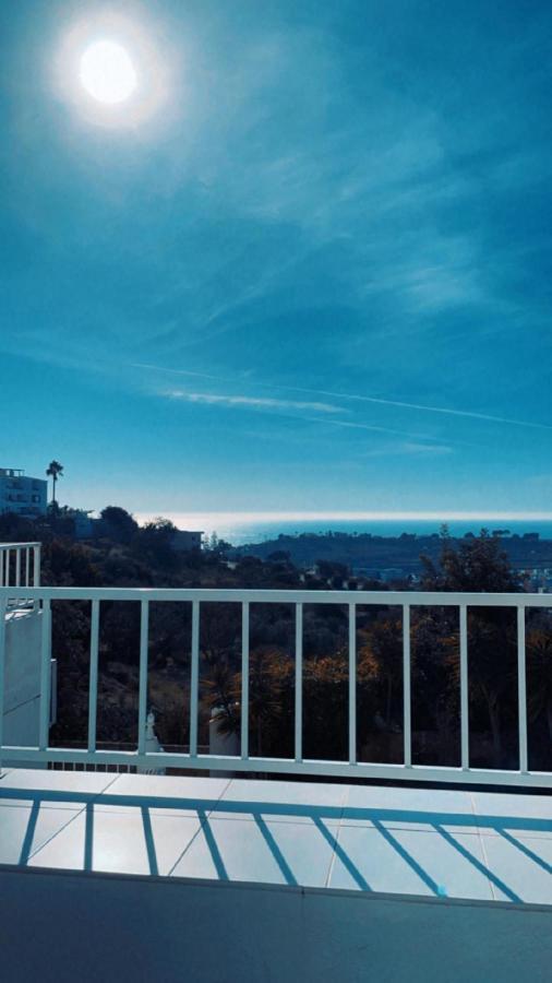 Ocean View Skyline Apartment ‚Hakuna Matata' Albufeira Exterior photo